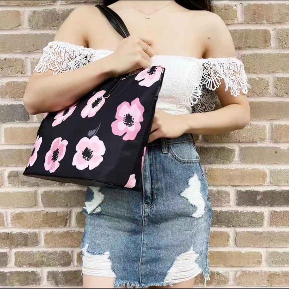 ๐NWT Kate Spade Hayden โ ๏ธ Floral Tote - Picture 3 of 5